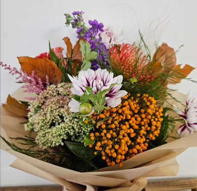 Wild Autumn - A delightful selection of Autumn flowers to make your recipient go Wow!